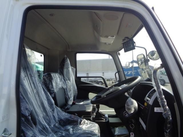 MITSUBISHI FUSOU FIGHTER 2025