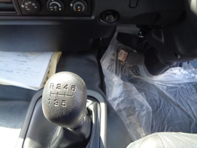 MITSUBISHI FUSOU FIGHTER 2025