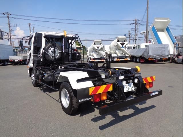 MITSUBISHI FUSOU FIGHTER 2025