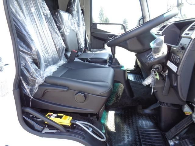 MITSUBISHI FUSOU FIGHTER 2025