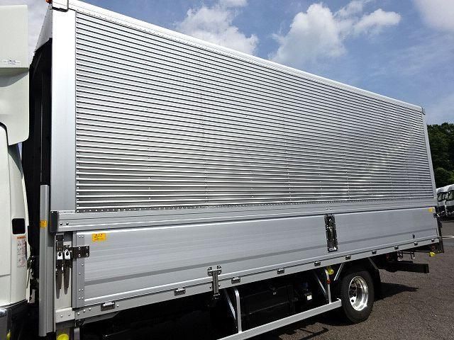 MITSUBISHI FUSOU FIGHTER 2023