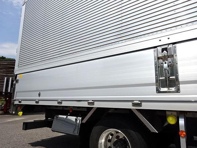 MITSUBISHI FUSOU FIGHTER 2023