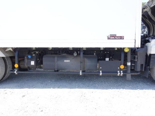 MITSUBISHI CANTER 2020