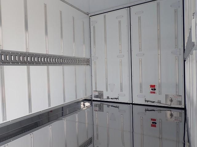 MITSUBISHI CANTER 2025