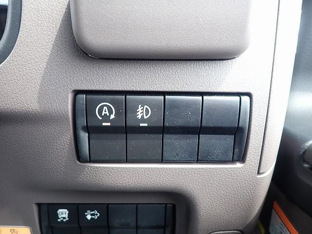 MITSUBISHI CANTER 2025