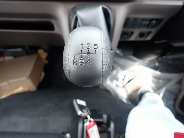 MITSUBISHI CANTER 2025