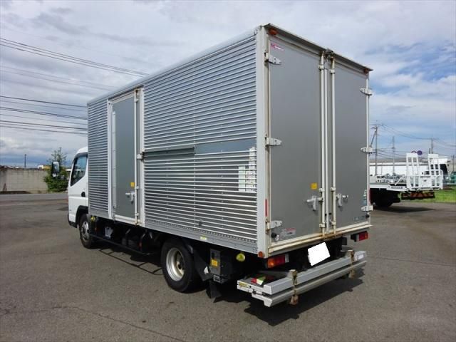 MITSUBISHI CANTER 2020