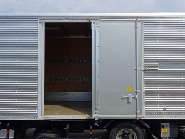 MITSUBISHI CANTER 2020