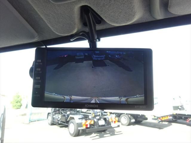 MITSUBISHI CANTER 2020