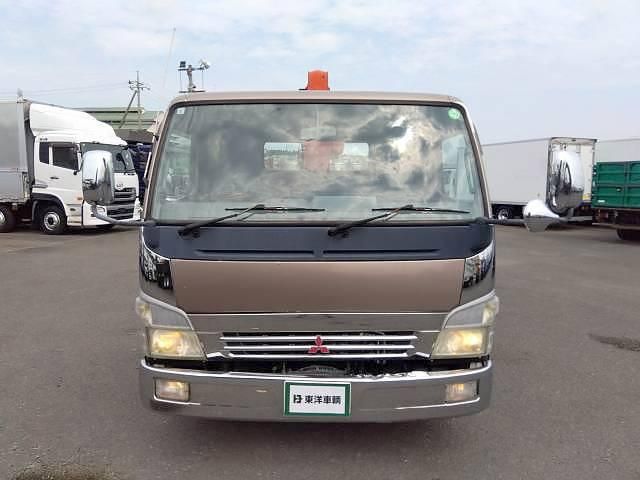 MITSUBISHI CANTER 2005