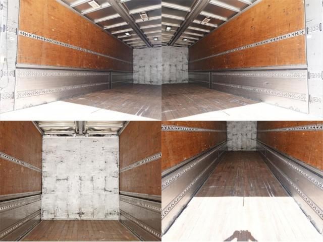 MITSUBISHI FUSOU SUPER GREAT 2012