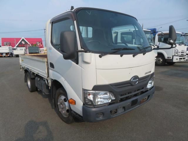 HINO DUTRO 2018
