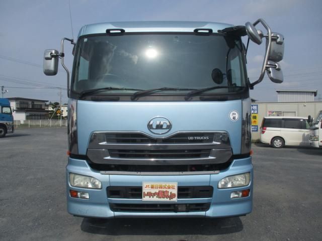 NISSAN DIESEL Quon 2013