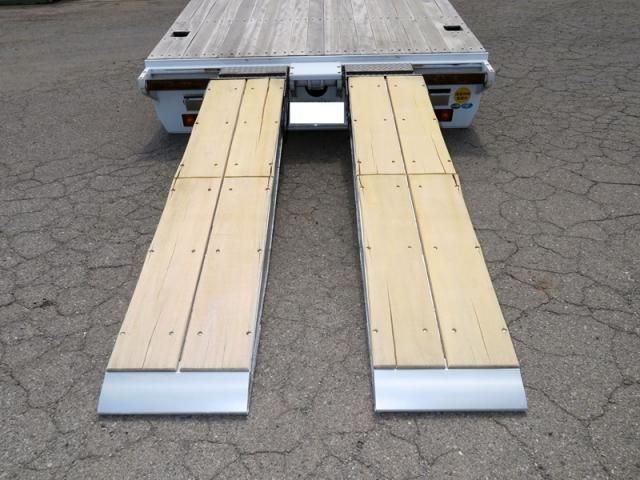 MITSUBISHI FUSOU SUPER GREAT 2024