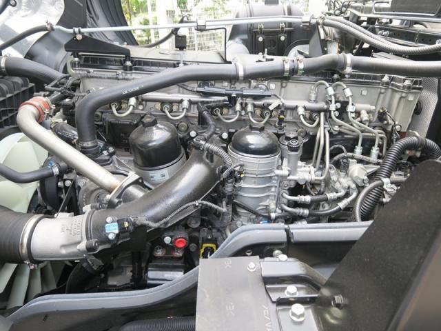 MITSUBISHI FUSOU SUPER GREAT 2024