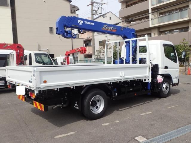 MITSUBISHI CANTER 2025