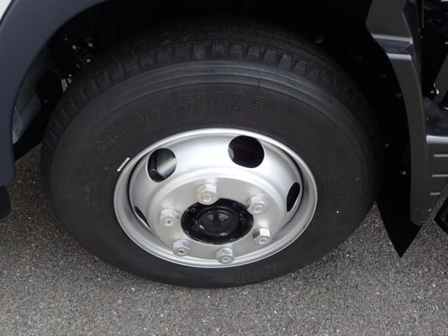 MITSUBISHI CANTER 2025