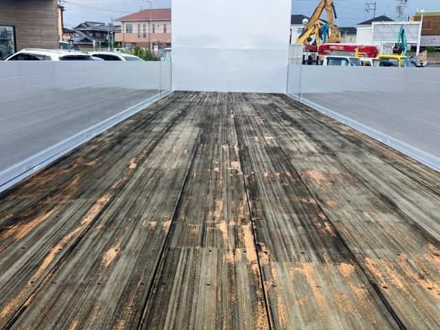 MITSUBISHI FUSOU SUPER GREAT 2025