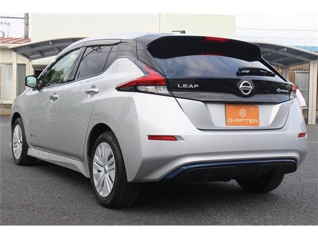 NISSAN LEAF 2018