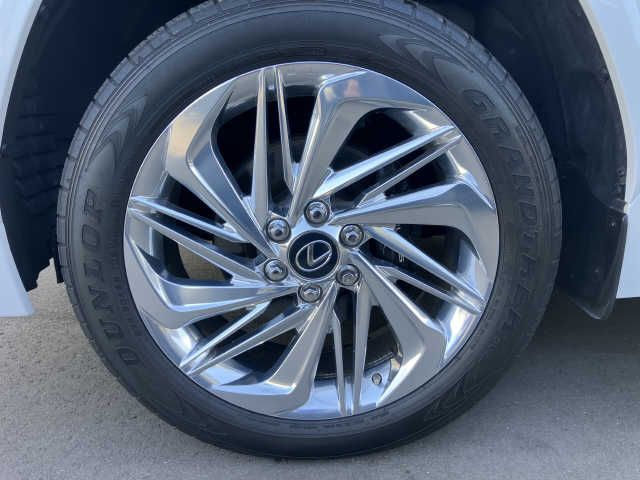 TOYOTA LEXUS LX600 2023