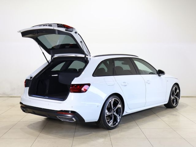 AUDI AUDI A4 AVANT 2023