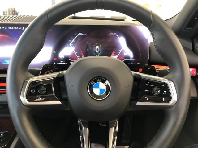 BMW BMW 5series sedan 2025