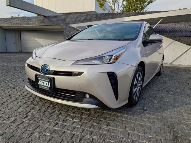TOYOTA PRIUS 2019