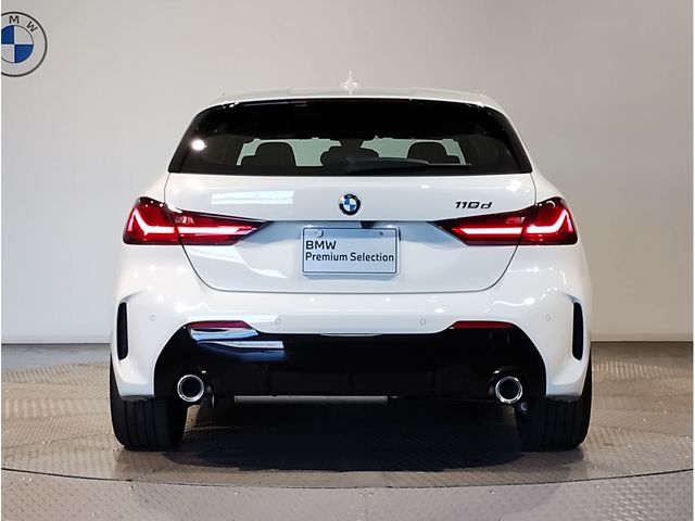 BMW BMW 1series 2024