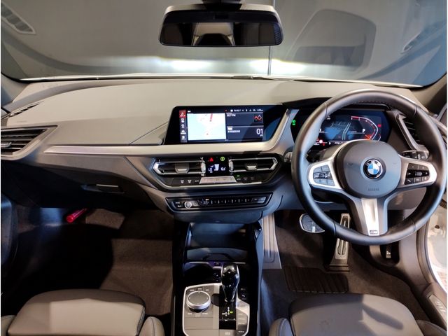 BMW BMW 1series 2024