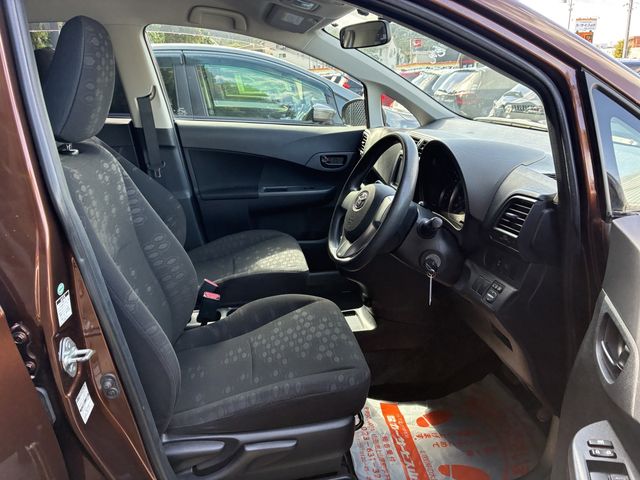 TOYOTA RACTIS 4WD 2011