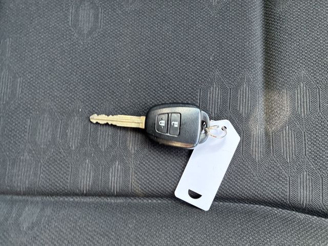 TOYOTA RACTIS 4WD 2011