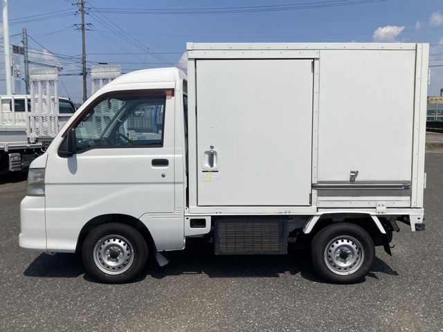 DAIHATSU HIJET truck 2014