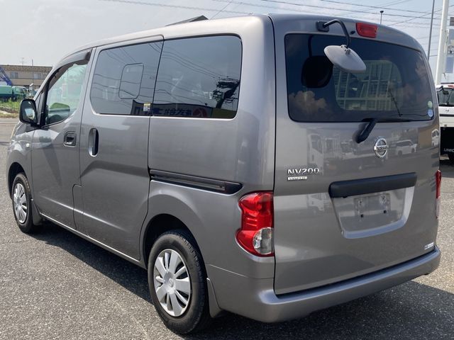NISSAN NV200 VANETTE van 2011