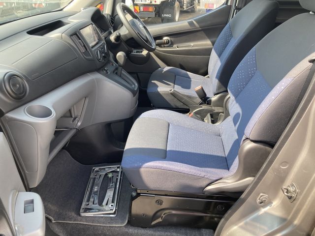 NISSAN NV200 VANETTE van 2011