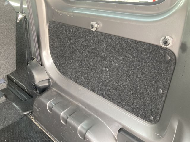 NISSAN NV200 VANETTE van 2011