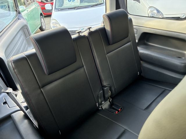 SUZUKI JIMNY 4WD 2012