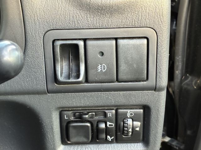 SUZUKI JIMNY 4WD 2012