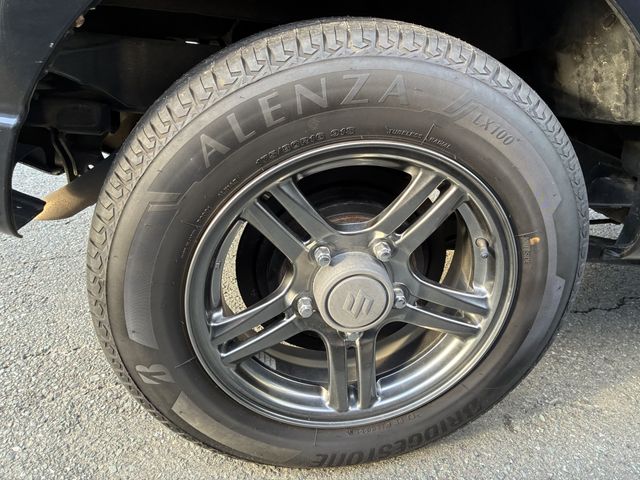 SUZUKI JIMNY 4WD 2012