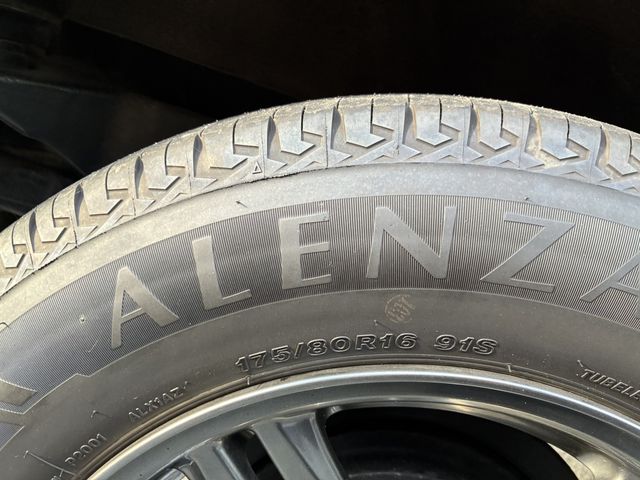 SUZUKI JIMNY 4WD 2012