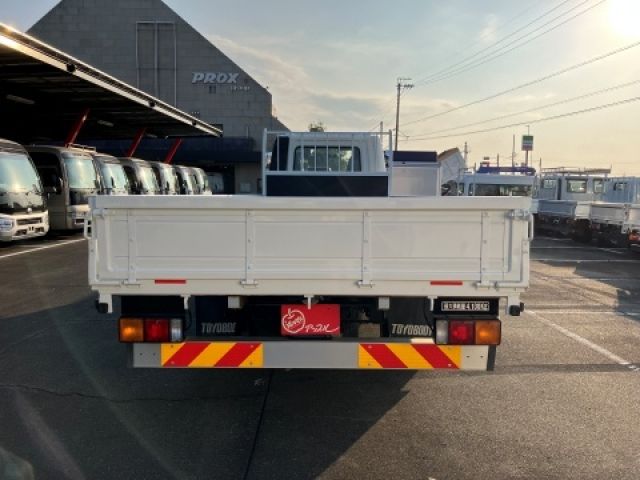 MITSUBISHI FUSOU FIGHTER 2021