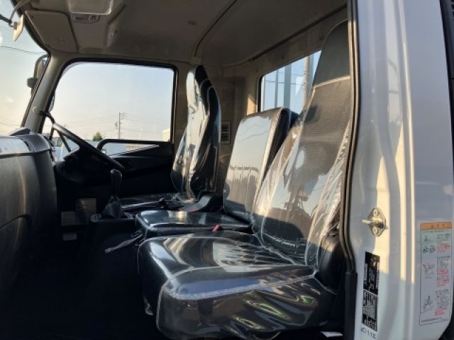 MITSUBISHI FUSOU FIGHTER 2021