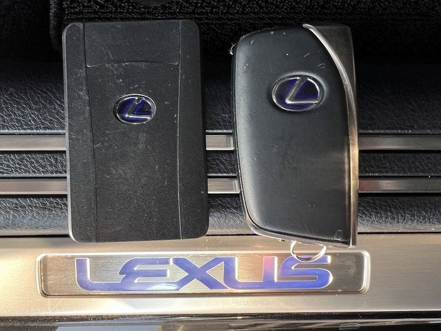 TOYOTA LEXUS LS600h 2012