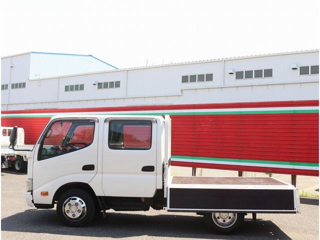TOYOTA DYNA 2015