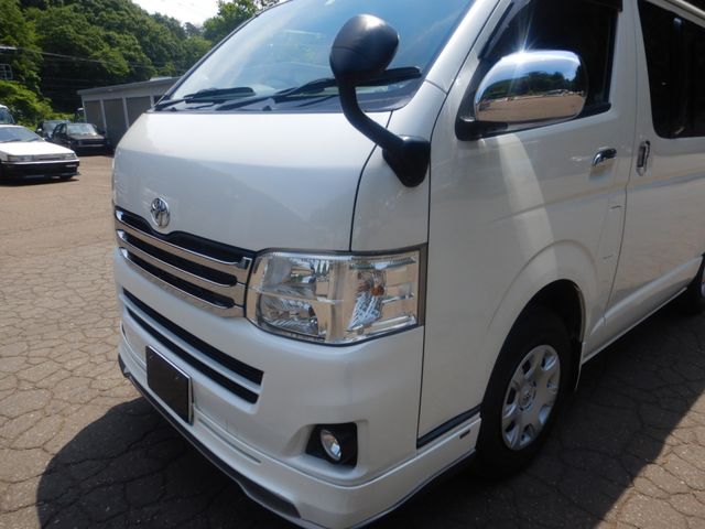 TOYOTA HIACE van 4WD 2012