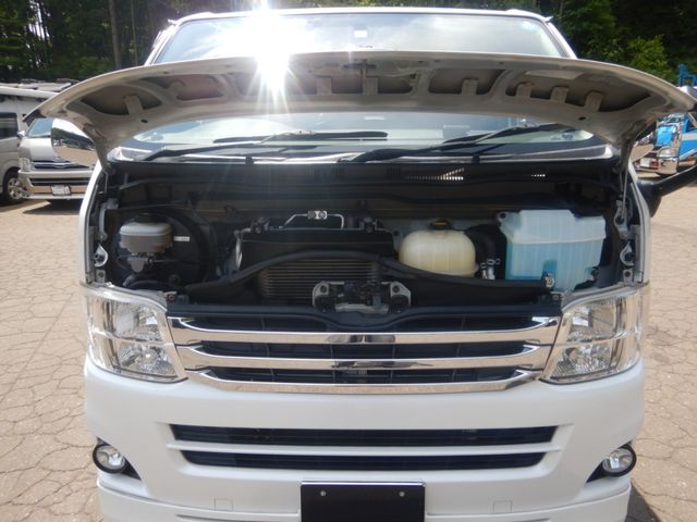 TOYOTA HIACE van 4WD 2012