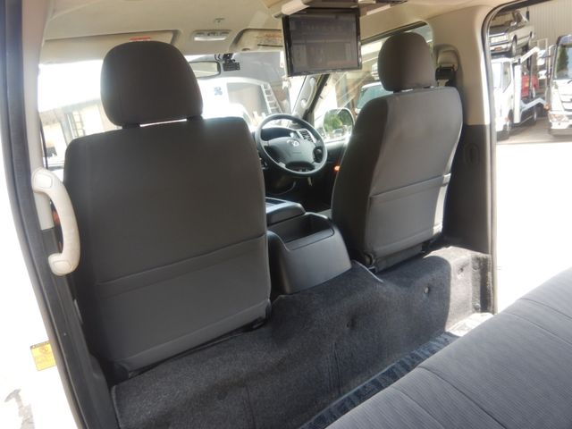 TOYOTA HIACE van 4WD 2012