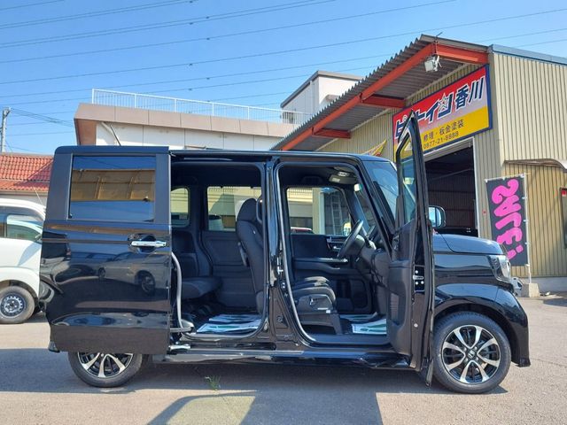 HONDA N BOX CUSTOM 2022