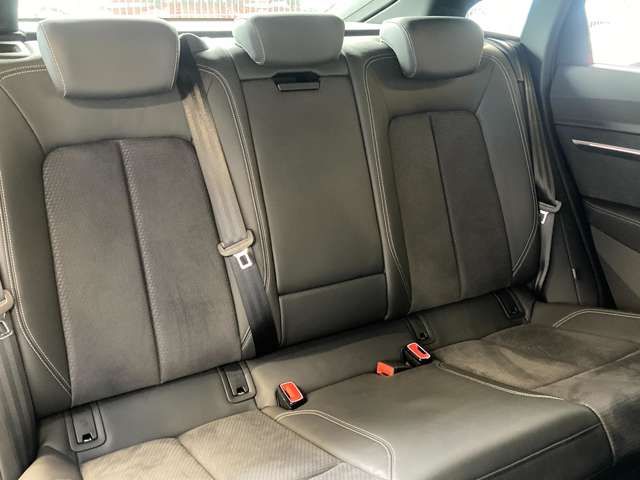 AUDI AUDI e-tron SPORTBACK 2022