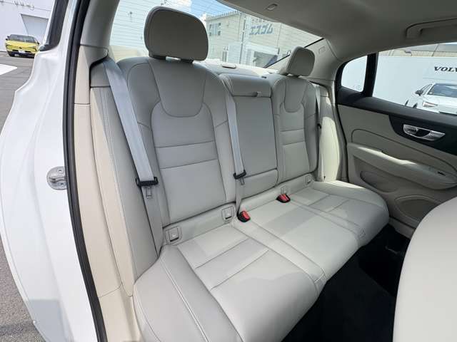 VOLVO VOLVO S60 2024