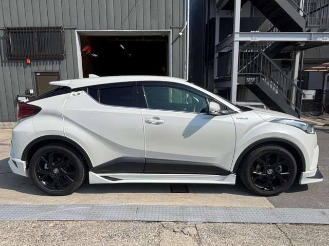 TOYOTA C-HR 2019